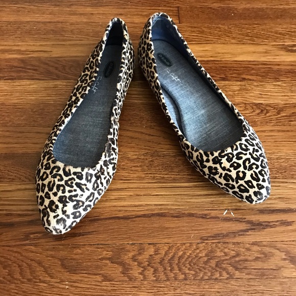 dr scholl's really flat leopard